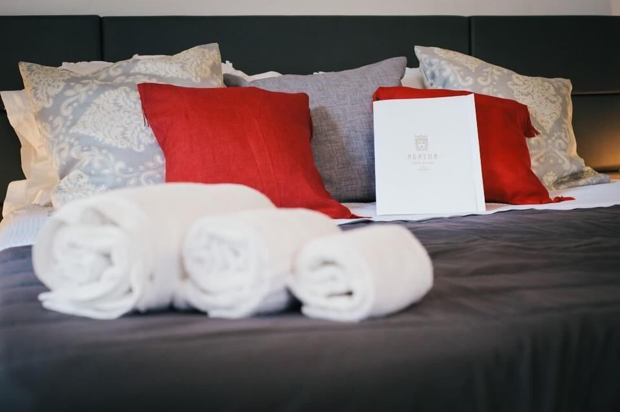 Agatha Cosy Hotel 3*